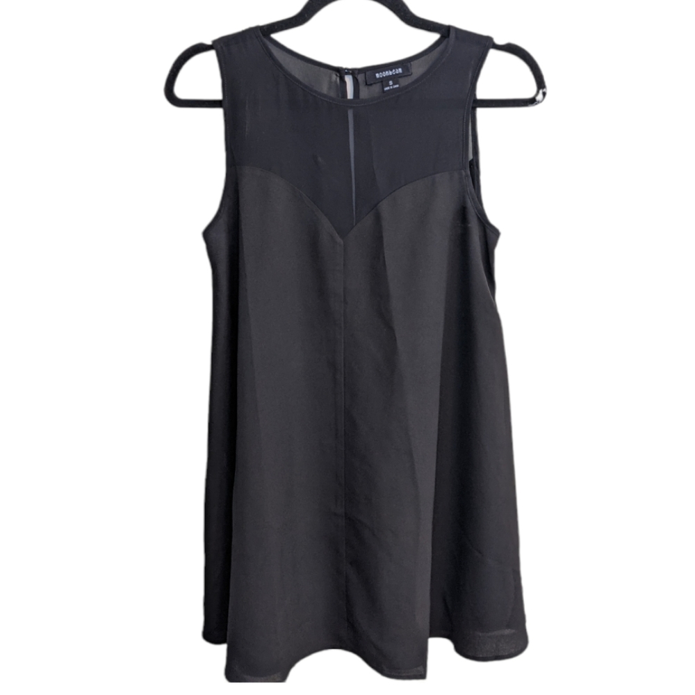 Moonbeam Black Sleeveless Shift Dress 🖤✨